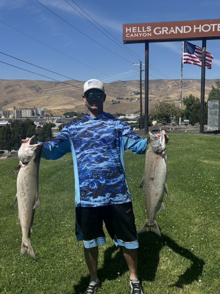 Hells Grand Hotel Chinook Catch
